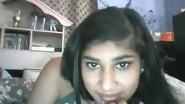 very beautiful desi babe showing her amazing body to BF