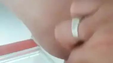 Desi Beautiful girl Fucking hot pussy