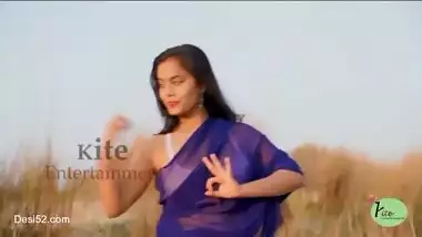 Desi cute girl hot photoshoot