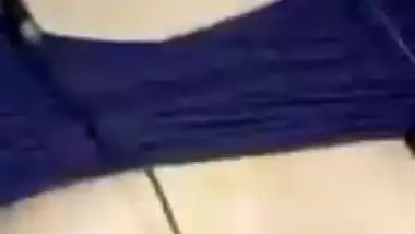 Cat eyes girls boobs show to lover on video call