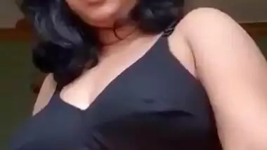 Sexy boudi fingering