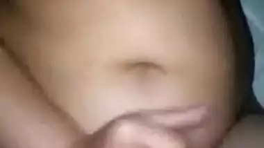 Big boobs gujju wife handjob n try to anal