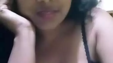 Sexy Tamil aunty on a cam sex