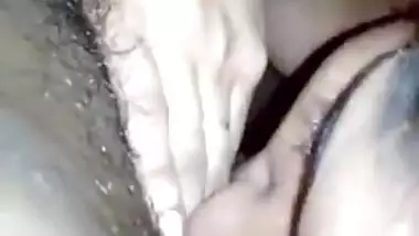 Mumbai friends wife sucking and eating cumload video