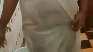 Indian Mallu In House Wife In Bathroom Hot Video