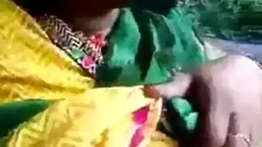 Desi car sex video for raunchy stimulation