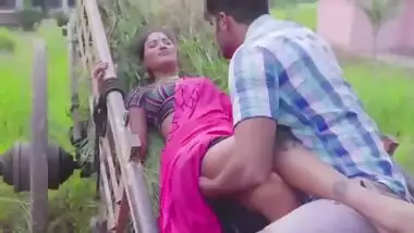 Beautiful and rich village Bhabhi sex with own servitor for money