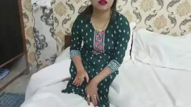 Jija and Sali fucking pussy Desi Bhabhi Giving Handjob To her Lover hindi audio