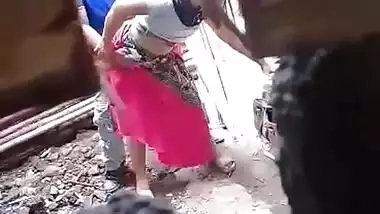 Desi lover secretly captured during outdoor fucking