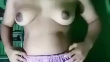 Desi Beautiful Sexy Girl Make Video For Lover