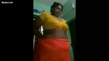 south indian mature bhabhi boobs