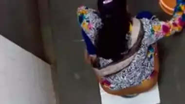 Desi Toilet Peep P2