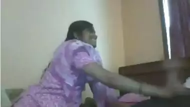 indian newly wed bhabhi sucking her servant dick after lunch