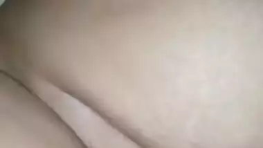 Lover of fatty Desi woman is filming XXX hole while she is sleeping