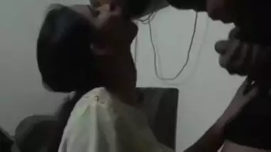 Desi Girl Gives Blowjob And Has Doggystyle Sex