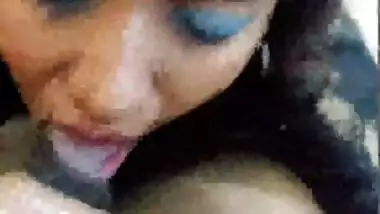 Lankan Beautiful College Girl Blowjob Part 1