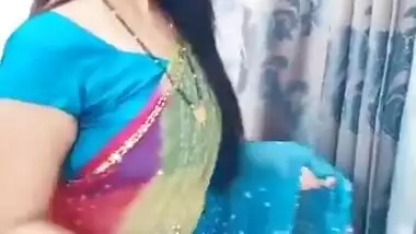 Mast kanchan gujrati gaand in saree