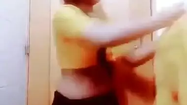 Beautiful Desi Girl Video