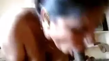 Hyderabadi Aunty Sucking - Movies.