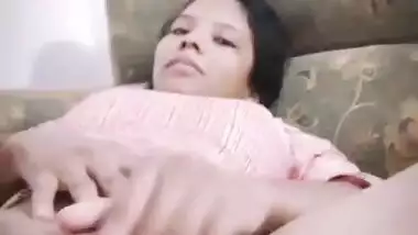 Mallu girl nude video captured on couch