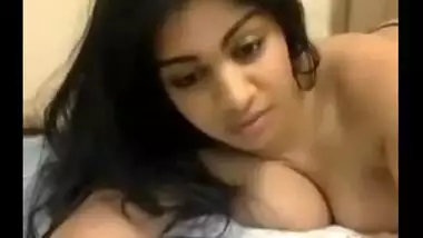 Desi On Cam