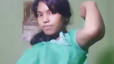 Desi teen girl nude show