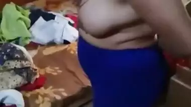 Desi sexy bhabi nice boobs