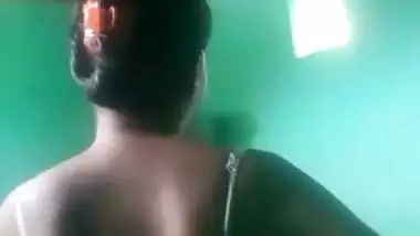 cute indian girl showing her cute boobs and pussy for her lover