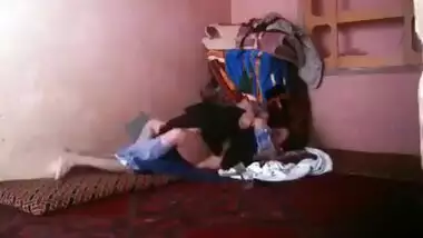 Sexy Kashmiri Bhabhi With Lusty Devar Caught