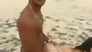 Desi Couple Having Sex In The Beach