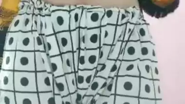 Newly married desi nude lady shows her milky boobs