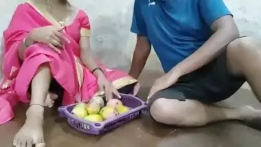 Plump Street Fruit vendor sex with costumer