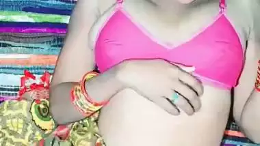 Bhabhi enjoying Devar’s dick passionately in Bhabhi sex