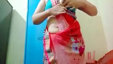 Telugu Aunty Sangeeta Wants To Have Bed Breaking Hot Sex With Dirty Telugu Audio