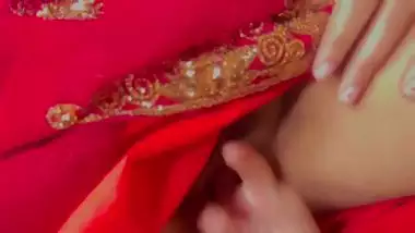 Indian Bhabhi’s Tight Pussy Gets Fucked Hard