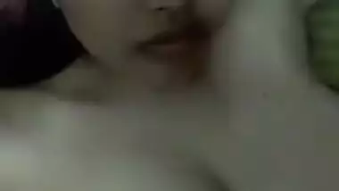 Hot Mumbai Bhabhi Make Her Nude Vdo