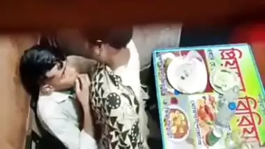 Bengali Couple Quick Fucking in Restaurant