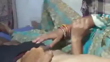 Indian hot couple reverse ride handfuck on cam