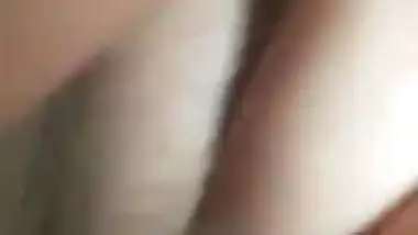 Desi cute girl tight pussy show