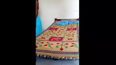 Indian porn sex mms aunty fucked by tenant