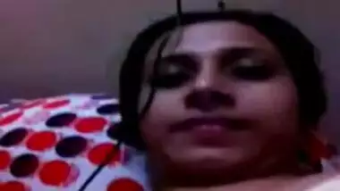 Paki Mature Aunty Making A Video Of Herself Getting Naughty
