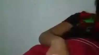 Desi bhabi show her sexy pussy