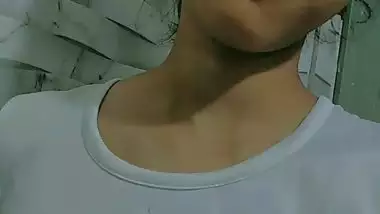 Desi girl showing tits viral topless fsiblogs