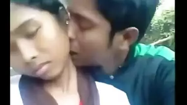 Outdoor desi mms Indian sex scandal of Mallu gal