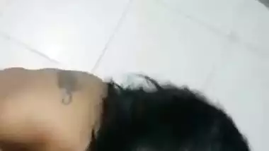 Extremely Hot Delhi Babe Sucking Boyfriend Dick And Talking Cum