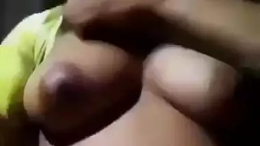 Desi Sexy Village Girl Playing With Her Boobs