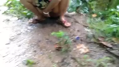 Indian Mom Outdoor Risky Public Pissing Video Compilation Sex