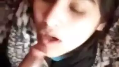 Beautiful desi kashmiri girl blowjob and show