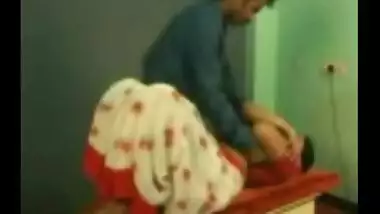 Desi Punjab Aunty Gets Fucked In Missionary Pose