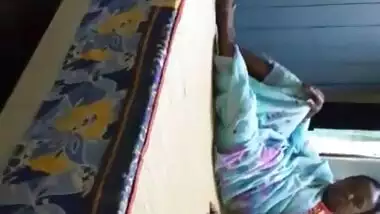 Indian maid handjob and cumload